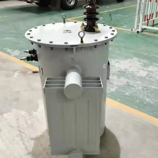 Трансформатор распределения, установленный на столбе image 2