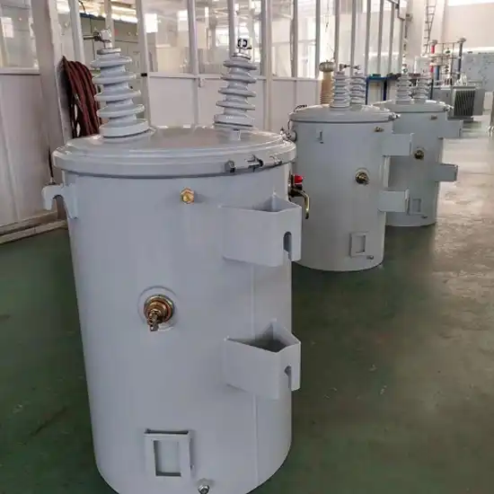 На опору установлен однофазный распределительный трансформатор image 2