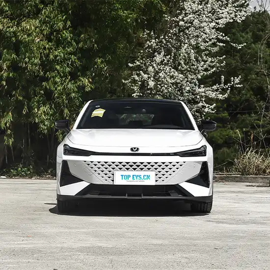 Автомобиль Changan UNI-V image 2