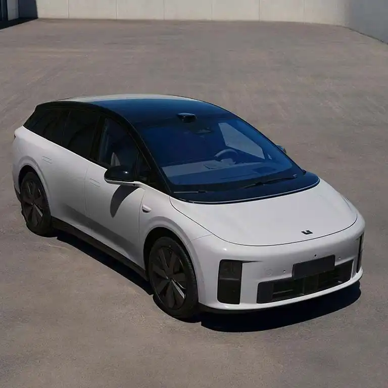 Li Auto i6 — полностью электрический внедорожник image