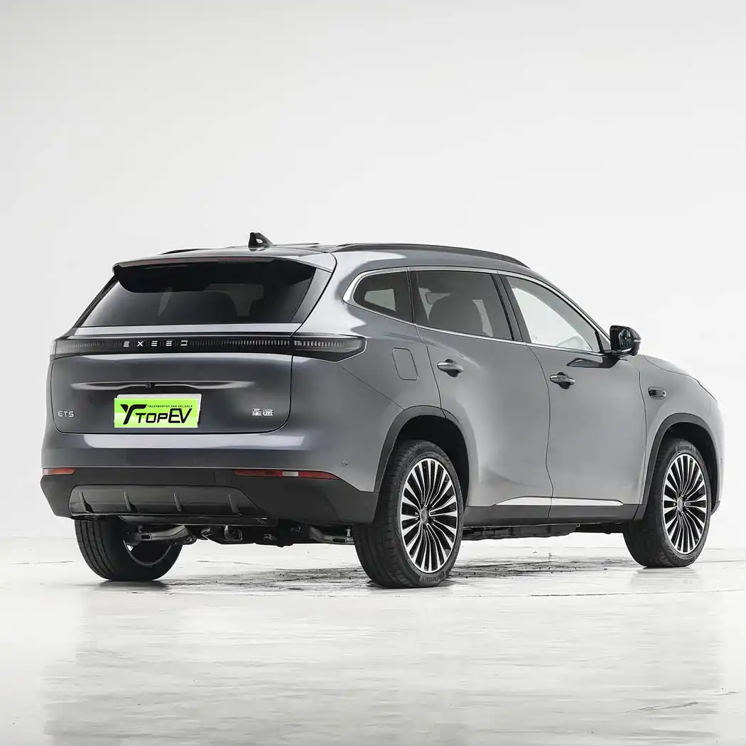 Полностью новый CHERY EXEED ET5 EREV 2026 image 4