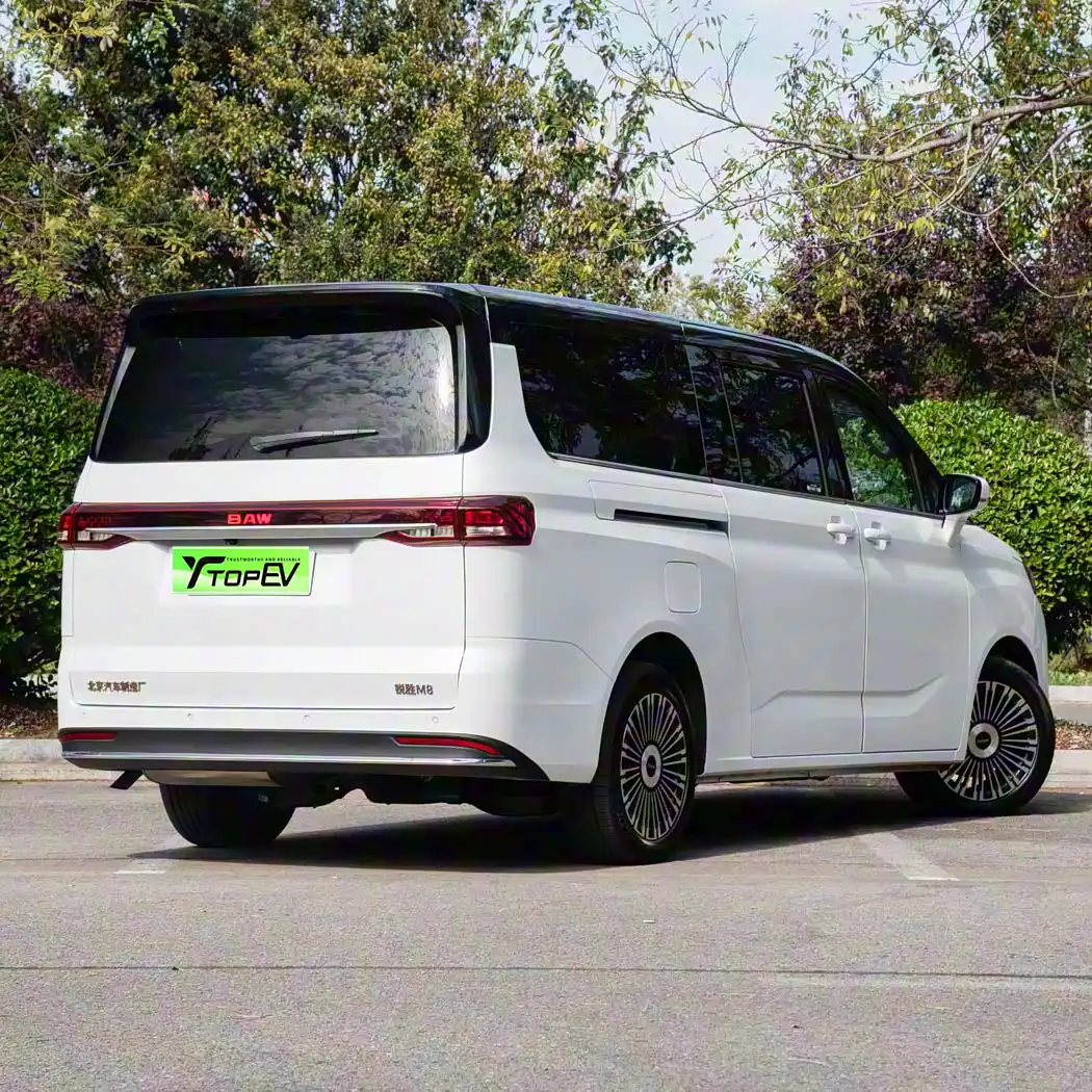BAW Ruisheng M8 MPV 2026 image 4
