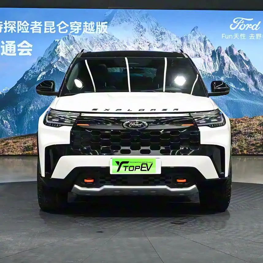 2025 Новый Ford Explorer (5-местный SUV) image 2