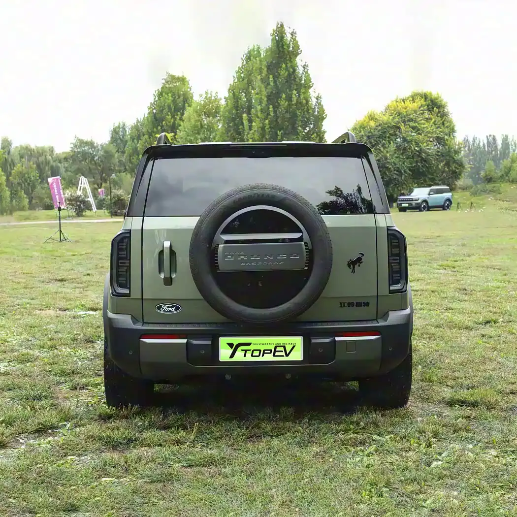 Ford Bronco 2026 — внедорожник SUV image 5