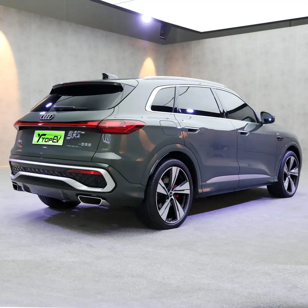 Новый Audi Q5L 2026 image 4